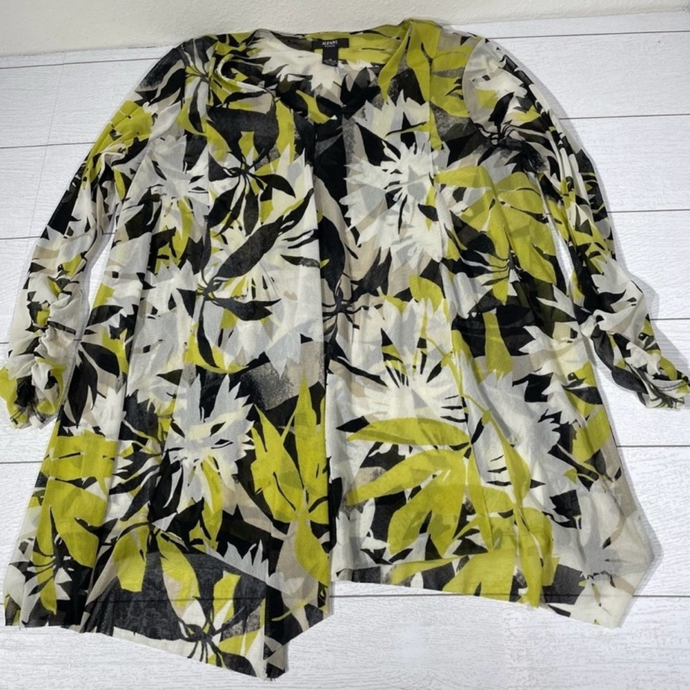 ALFANI Tropical / Floral Print Gauze Shirt Size 1X